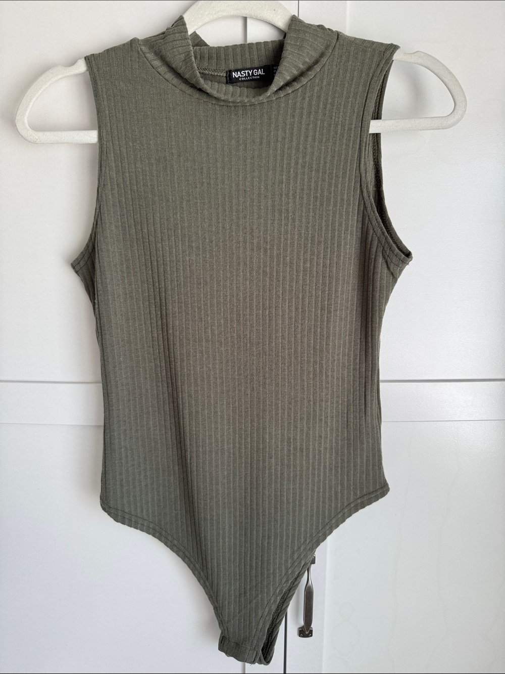 Nasty Gal Olive Green Ribbed Mock Neck Sleeveless Bodysuit. Size 6, like new!